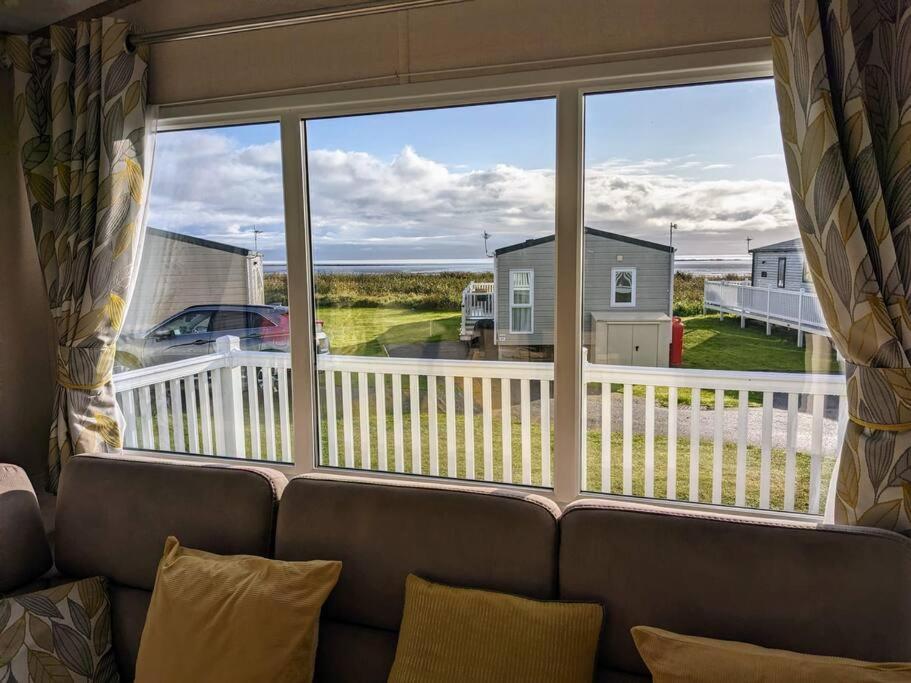 Mainsriddle Beautiful Pet Friendly Southerness Caravan With Sea View & Decking Area מראה חיצוני תמונה